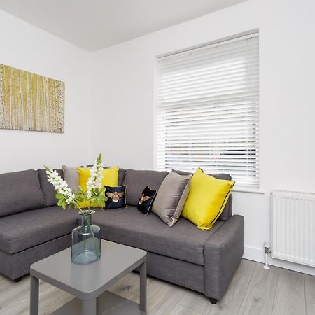 Harold House - Modern Open Plan 4 Bedroom, 3 Bathroom House In Central Southsea, Portsmouth Bagian luar foto