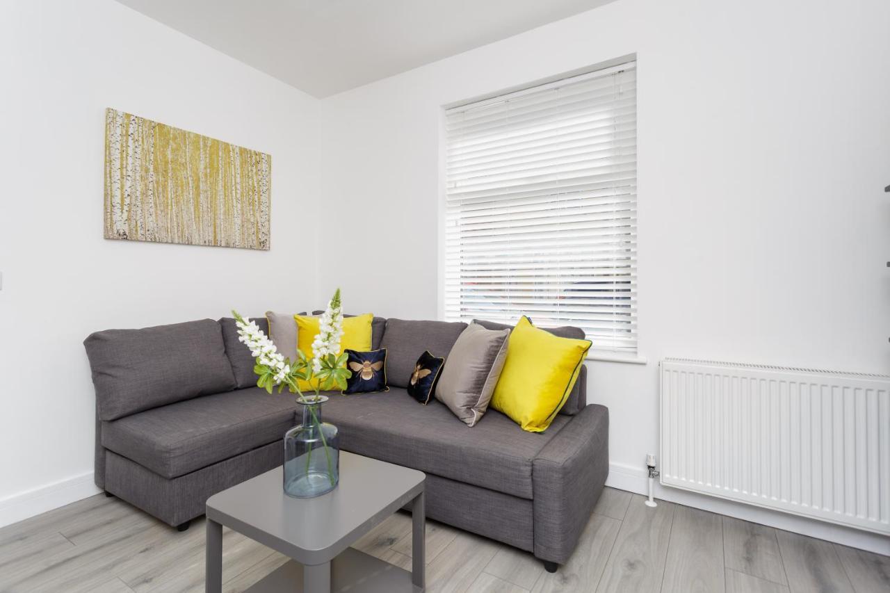 Harold House - Modern Open Plan 4 Bedroom, 3 Bathroom House In Central Southsea, Portsmouth Bagian luar foto