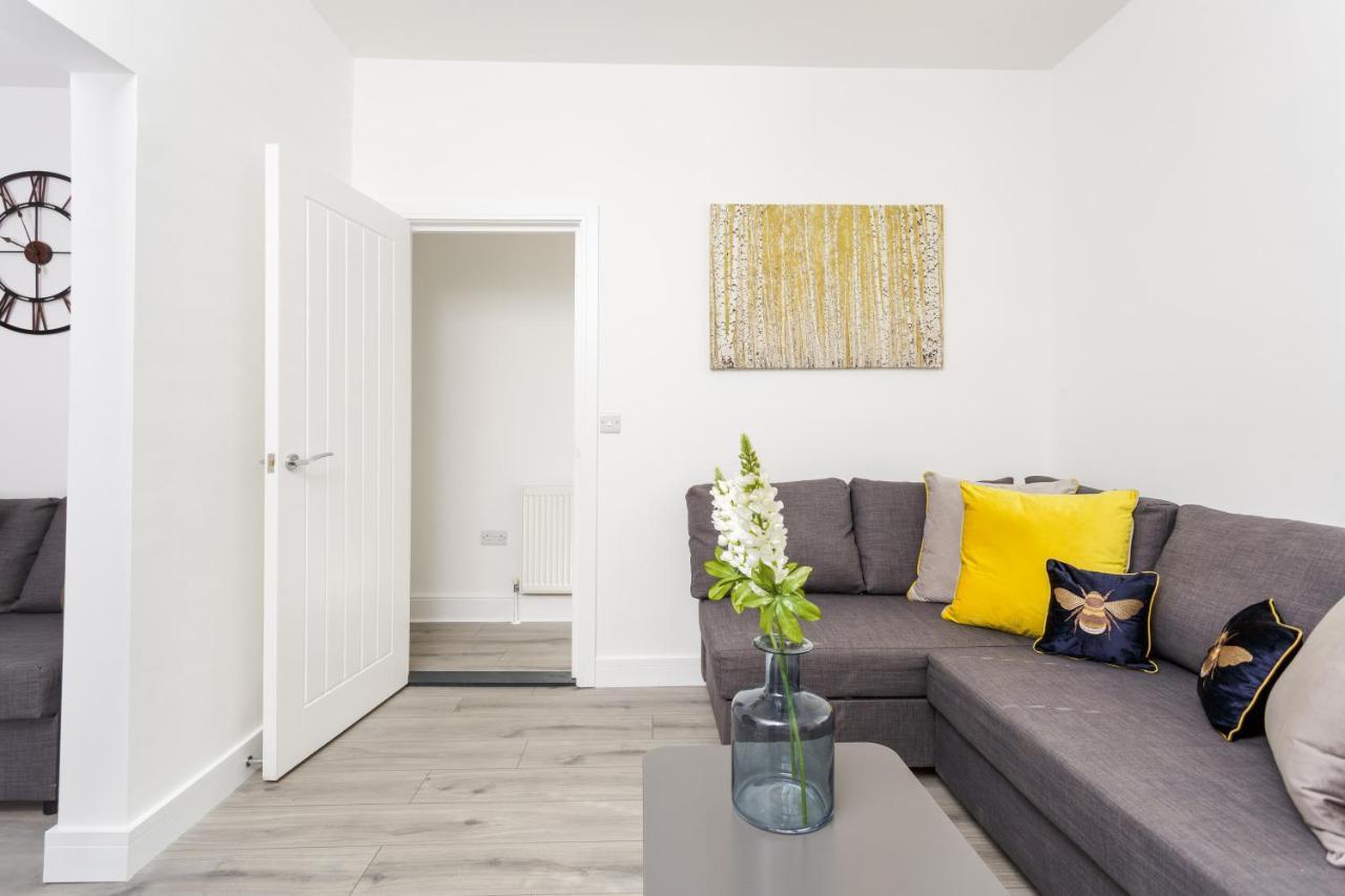 Harold House - Modern Open Plan 4 Bedroom, 3 Bathroom House In Central Southsea, Portsmouth Bagian luar foto