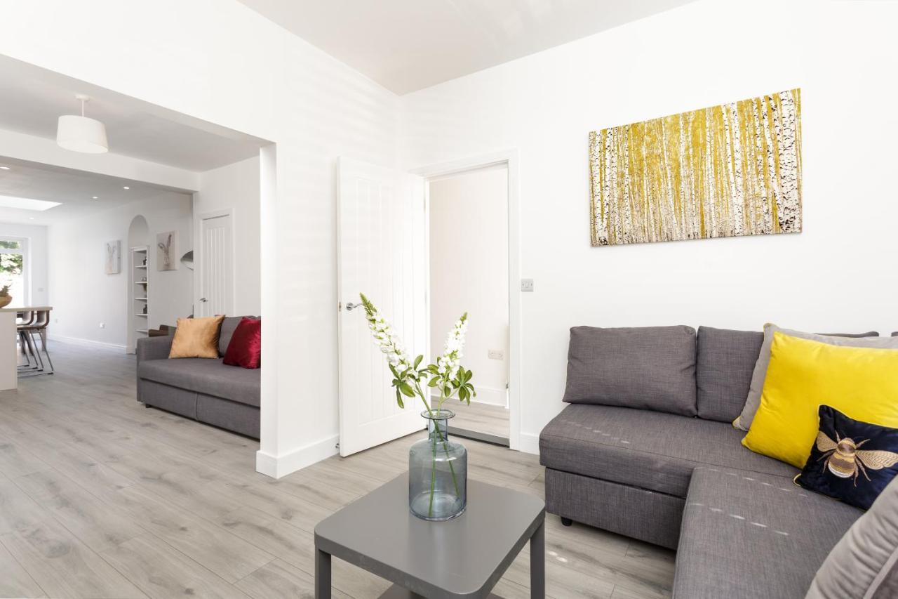 Harold House - Modern Open Plan 4 Bedroom, 3 Bathroom House In Central Southsea, Portsmouth Bagian luar foto