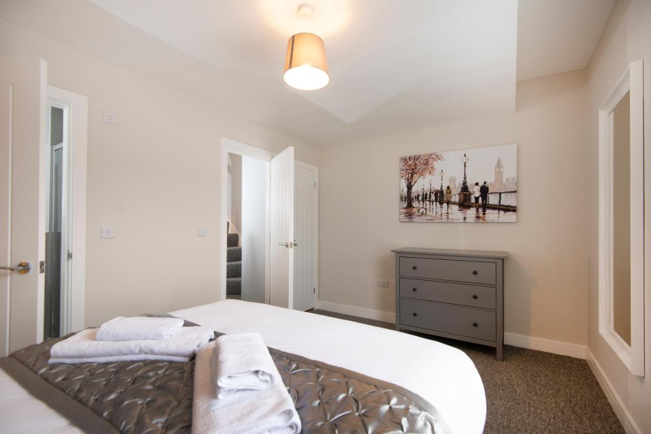 Harold House - Modern Open Plan 4 Bedroom, 3 Bathroom House In Central Southsea, Portsmouth Bagian luar foto