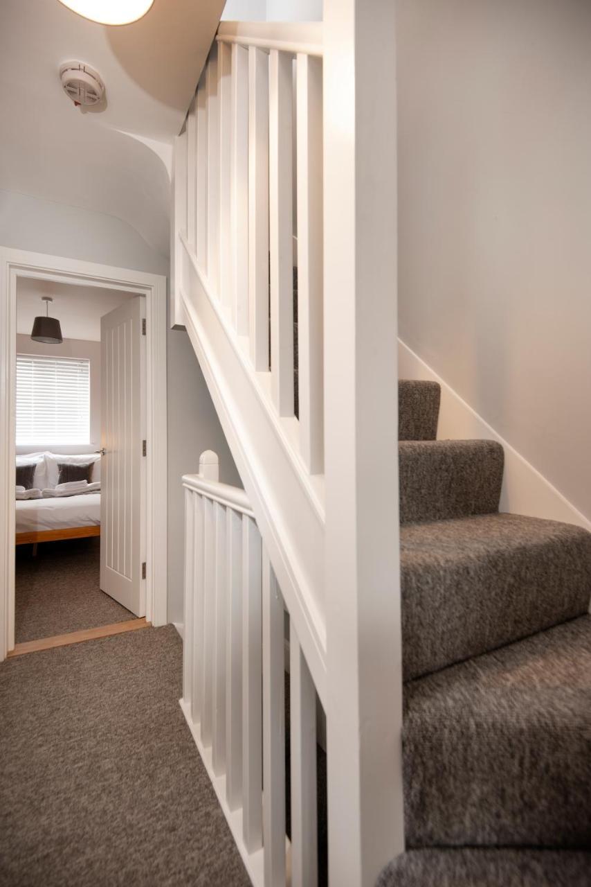 Harold House - Modern Open Plan 4 Bedroom, 3 Bathroom House In Central Southsea, Portsmouth Bagian luar foto
